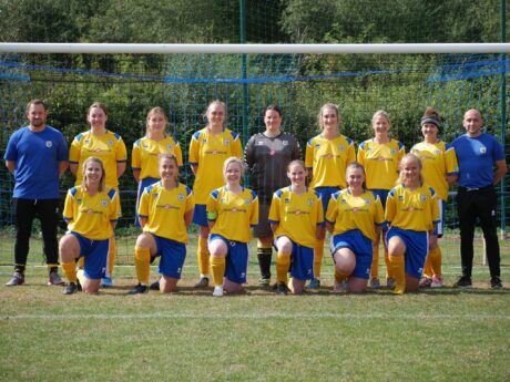 Picture showing the Mulbarton Belles team